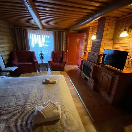 ельдорадо Bed & Breakfast Solochin