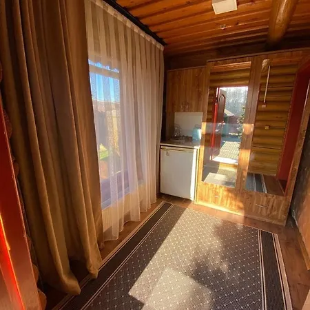 ельдорадо Bed & Breakfast Solochin