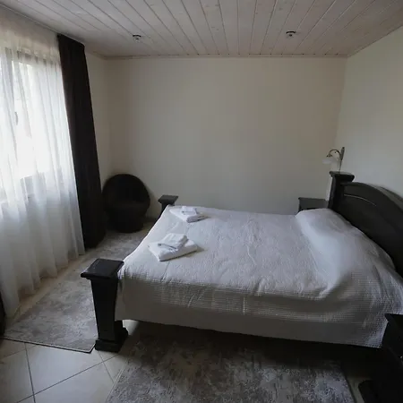 ельдорадо Bed & Breakfast 3*