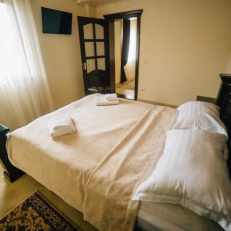 ельдорадо Bed & Breakfast Solochin